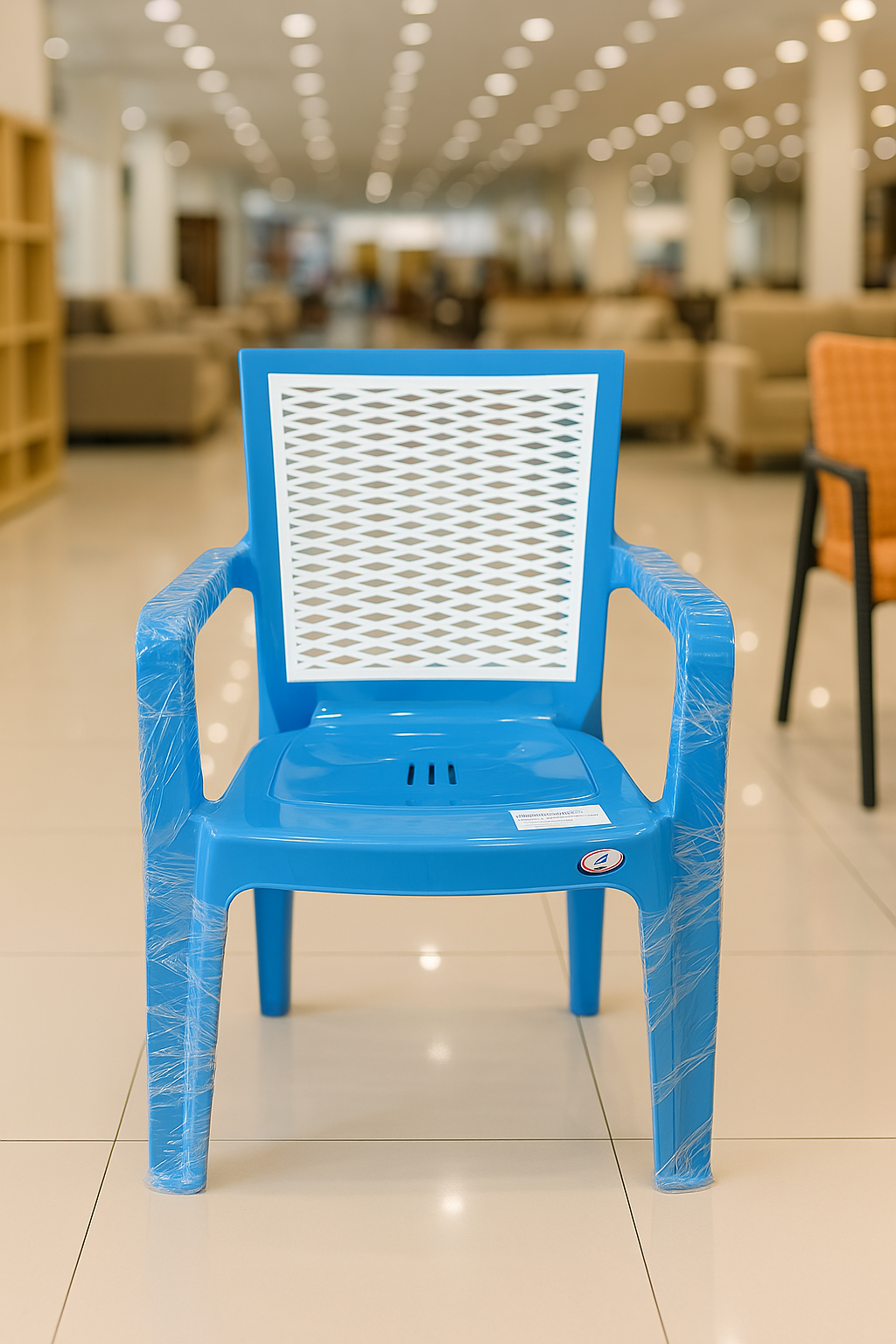 PLASTIC CHAIR