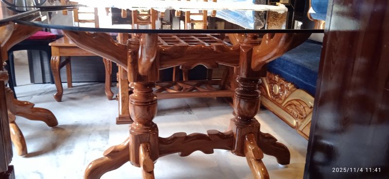 DOUBLE DALA ROUND DINING TABLE (SW)