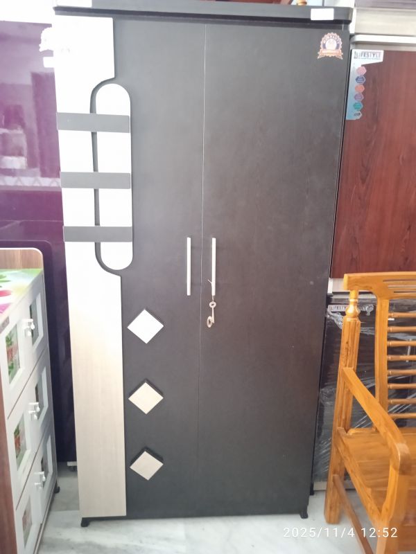 LIFESTYLE 2 DOOR CAPSULE WARDROBE