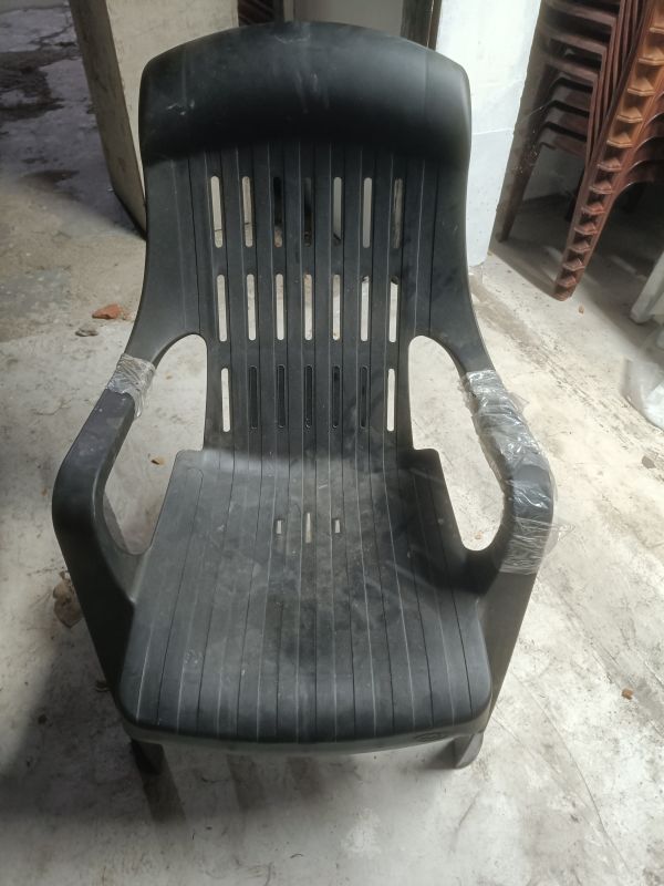 NILKAMAL CHAIR WEAKENDER